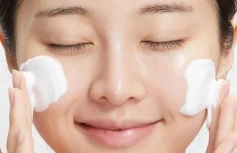Глубокоочищающая пенка для умывания с микроиглами VT Reedle Shot Cleanser