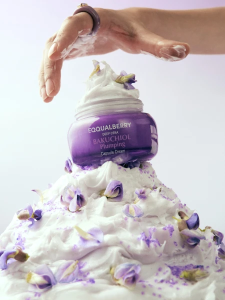 Укрепляющий капсульный крем для лица с бакучиолом EQQUALBERRY Bakuchiol Plumping Capsule Cream