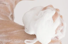 Успокаивающий гель для душа с ниацинамидом Derma Factory Niacinamide 10% Body Wash