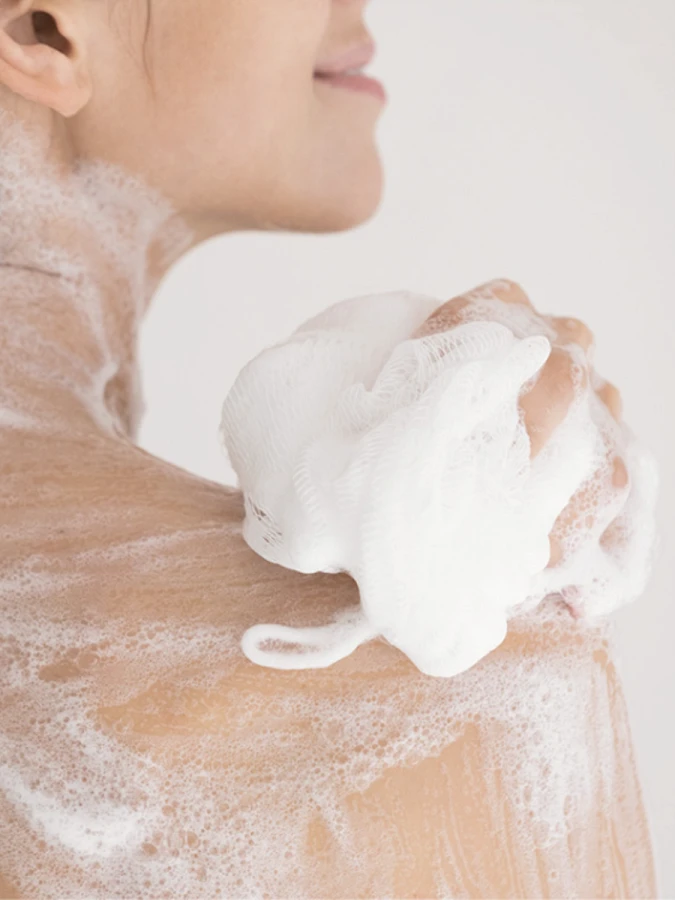 Успокаивающий гель для душа с ниацинамидом Derma Factory Niacinamide 10% Body Wash