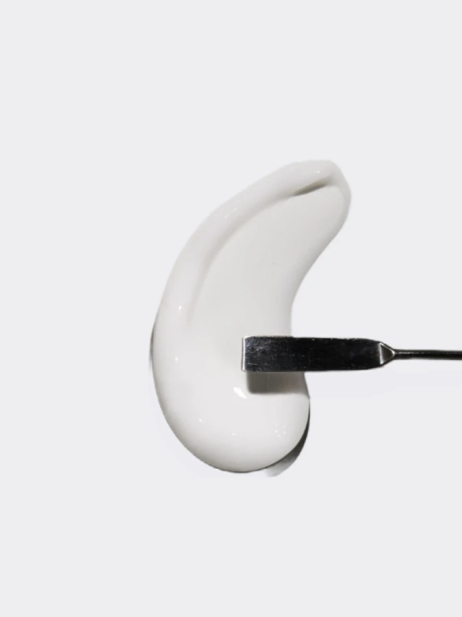 Успокаивающий крем для проблемной кожи с салициловой кислотой Ma:nyo Factory Blemish Red Cream