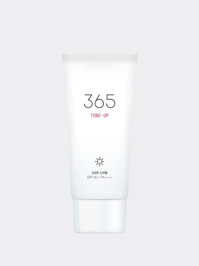 Осветляющий солнцезащитный крем с экстрактом персика Round Lab Tone-Up Sun Cream SPF50+ PA+++