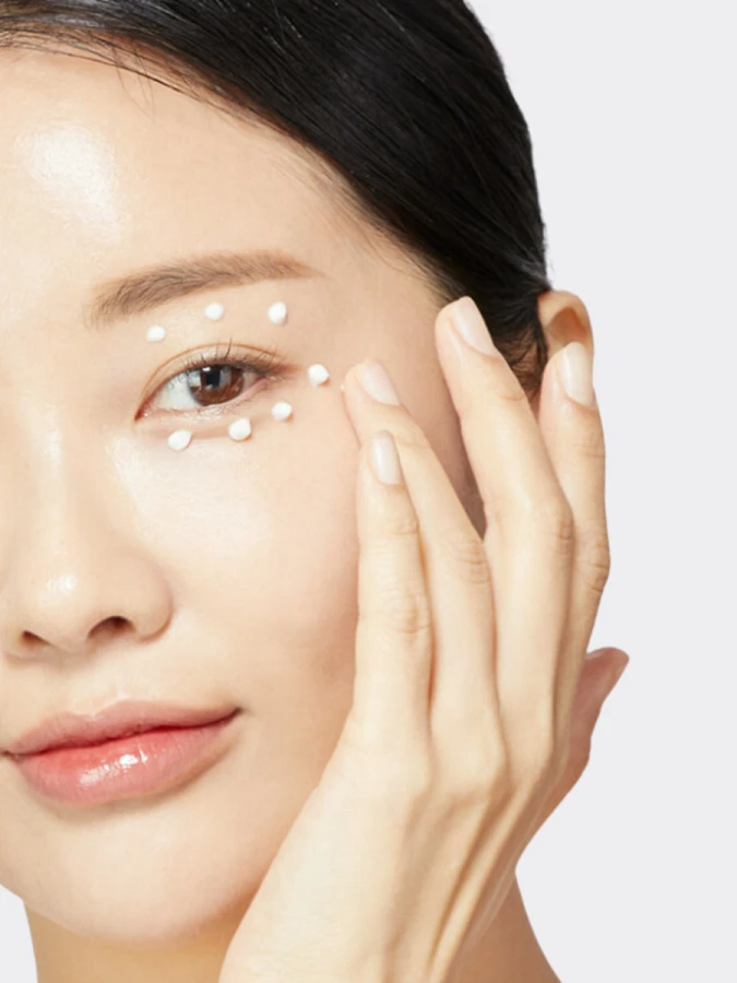 Разглаживающий крем для век с комплексом пептидов MEDI-PEEL Peptide 9 Aqua Essence Lifting Eye Cream