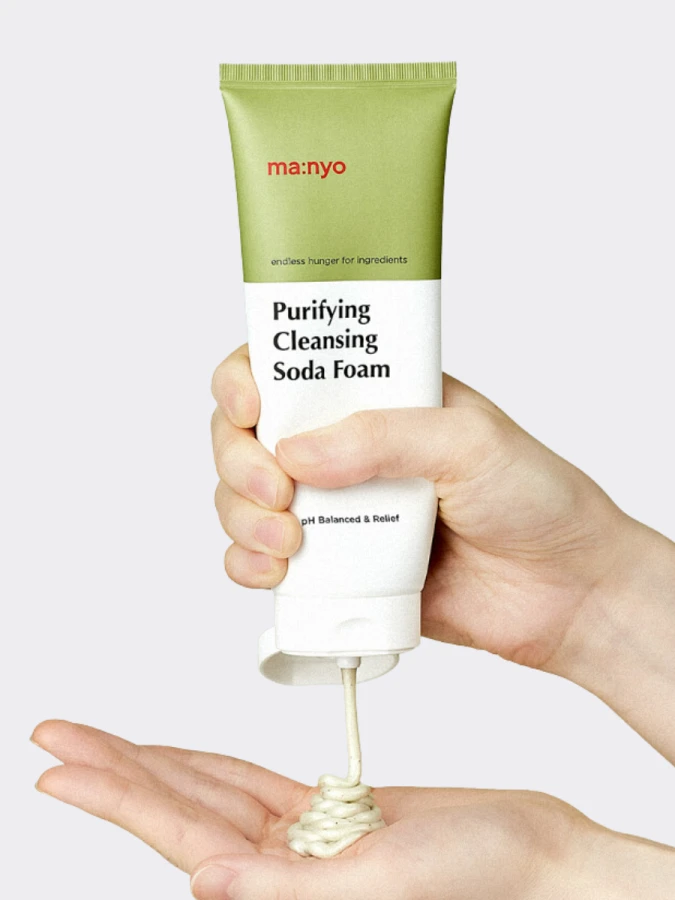 Мягкая пенка для умывания с содой Ma:nyo Factory Purifying Cleansing Soda Foam