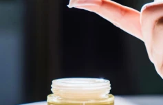 Травяной крем для лица с экстрактом полыни I'm from Mugwort Cream