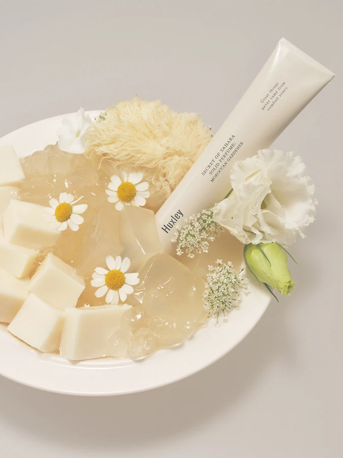 Твёрдый парфюм с ароматом марокканского сада Huxley Solid Perfume Moroccan Gardener