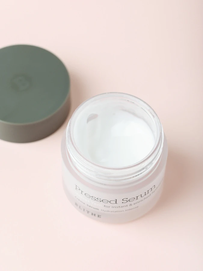 Увлажняющая спрессованная сыворотка-крем мини Blithe Pressed Serum Velvet Yam