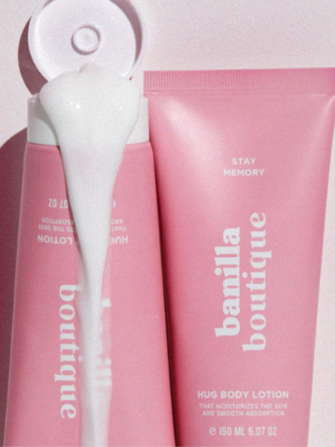 Парфюмированный лосьон для  тела с цветочным ароматом Ma:nyo Factory Banilla Boutique Hug Body Lotion