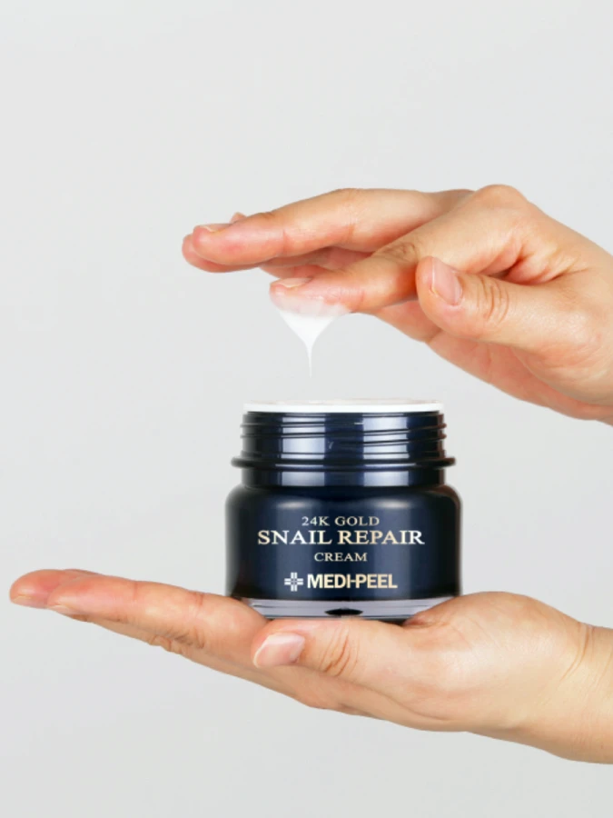 Разглаживающий премиум крем с муцином улитки и золотом MEDI-PEEL 24K Gold Snail Repair Cream
