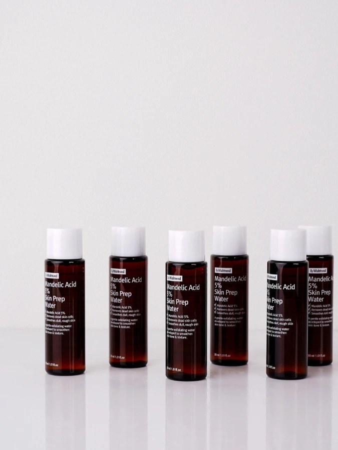 МИНИ Пилинг-тонер на основе миндальной кислоты By Wishtrend Mandelic Acid 5% Skin Prep Water