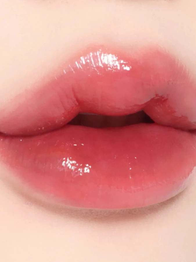 Стойкий глянцевый тинт для губ INGA Water Glow Lip Tint Frost