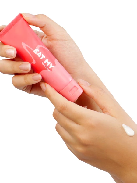 Увлажняющий крем для рук с ароматом "Ягодный флоат" EAT MY Hand Cream Berry Float