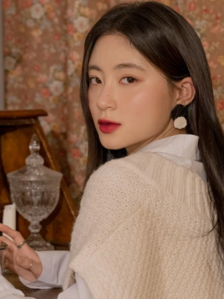 Вельветовый пигмент с матовым финишем в тёмном винном оттенке rom&nd Zero Velvet Tint 21 Villain Vest