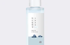 Мягкий гель для умывания с морской водой Round Lab 1025 Dokdo Cleansing Gel