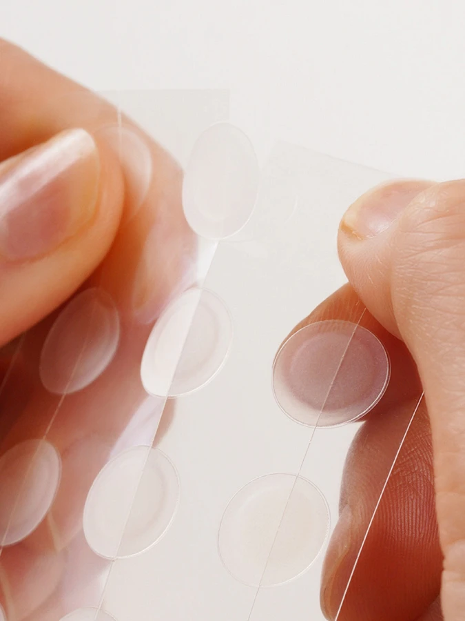 Ультратонкие патчи против воспалений с экстрактом лука IsNtree Onion Newpair Spot Patch Skin Fit