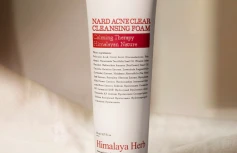 Противовоспалительная пенка для умывания с кислотами NARD ACNE Clear Cleansing Foam