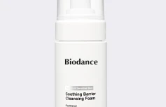 Мягкая пузырьковая пенка для умывания с растительными экстрактами Biodance Soothing Barrier Cleansing Foam