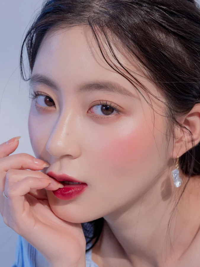 Сочный глянцевый тинт для губ со сливовым оттенком rom&nd Juicy Lasting Tint 17 Plum Coke