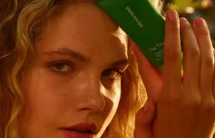 Солнцезащитный крем с экстрактом чайного дерева Papa Recipe Tea Tree Control Mild Sun Cream SPF50+ PA++++