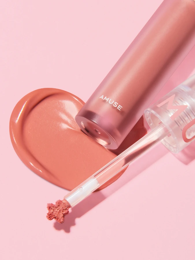 Кремовые румяна в тёплом розовом оттенке AMUSE Soft Cream Cheek 02 Pink Toast