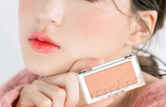 Мягкие спрессованные румяна в тёплом персиковом оттенке rom&nd Better Than Cheek C01 Peach Chip