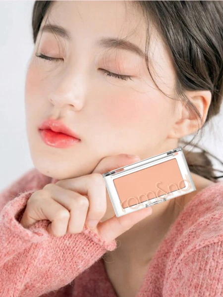 Мягкие спрессованные румяна в тёплом персиковом оттенке rom&nd Better Than Cheek C01 Peach Chip