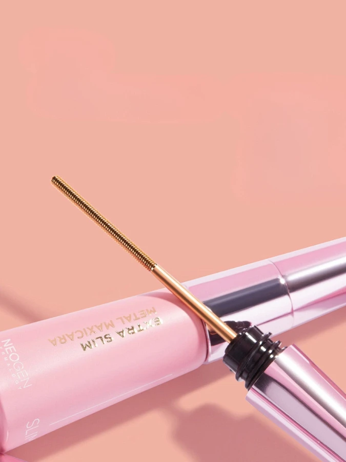 Подкручивающая тушь для ресниц с металлической кисточкой NEOGEN Extra Slim Metal Maxicara Black