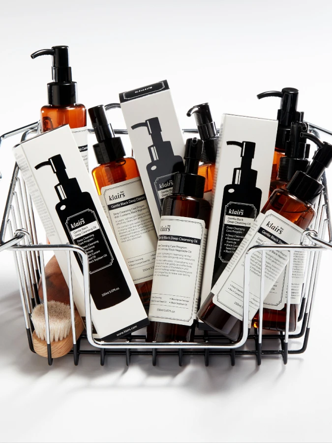 Гидрофильное масло Dear, Klairs Gentle Black Deep Cleansing Oil