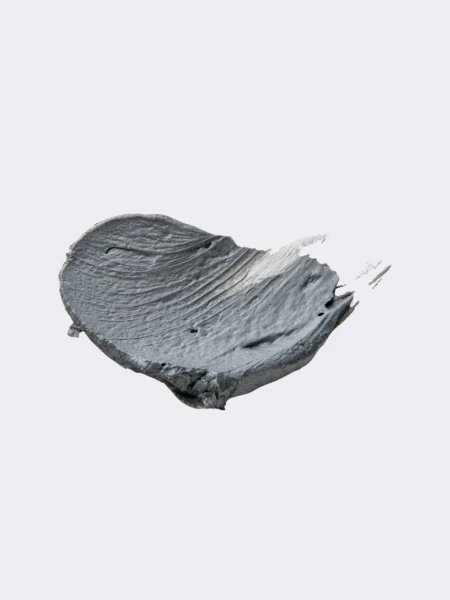 Очищающая маска с активированным углём и маслами Q+A Activated Charcoal Face Mask Очищающая маска с активированным углём и маслами Q+A Activated Charcoal Face Mask