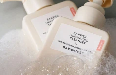 Мягкий гель для умывания с гиалуроновой кислотой RAWQUEST Barrier Enhancing Cleanser
