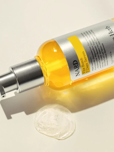 Осветляющая сыворотка для сияния кожи с комплексом витаминов NARD Vita Bomb 7 Days Serum