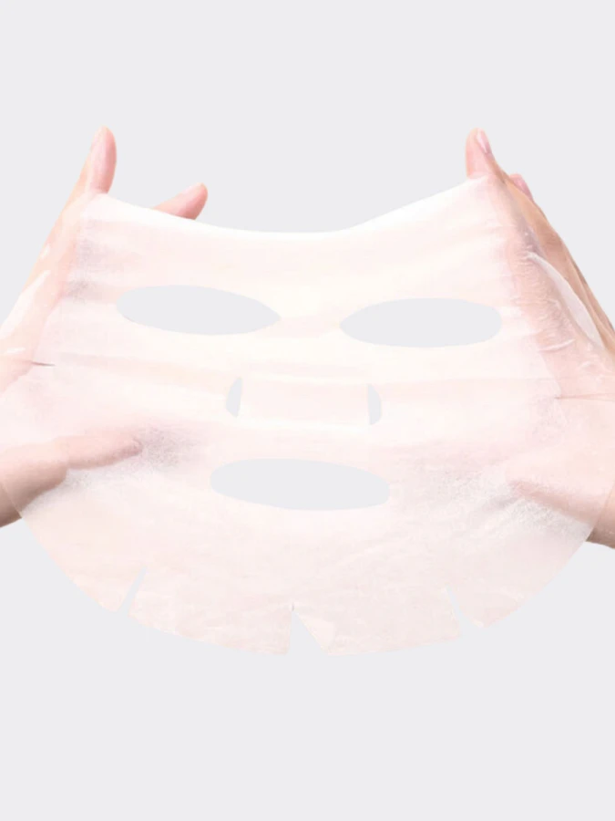 Осветляющая тканевая маска с ниацинамидом Round Lab Vita Niacinamide Dark Spot Serum Mask