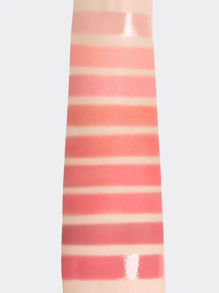 Универсальная кремовая палетка для губ и щёк Dasique Lip & Cheek Palette #02 Coral Coloring