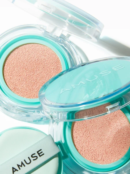 Тональный кушон с матовым финишем AMUSE Meta Fixing Vegan Cushion SPF 45 PA++ 02 Nude Тональный кушон с матовым финишем AMUSE Meta Fixing Vegan Cushion SPF 45 PA++ 02 Nude