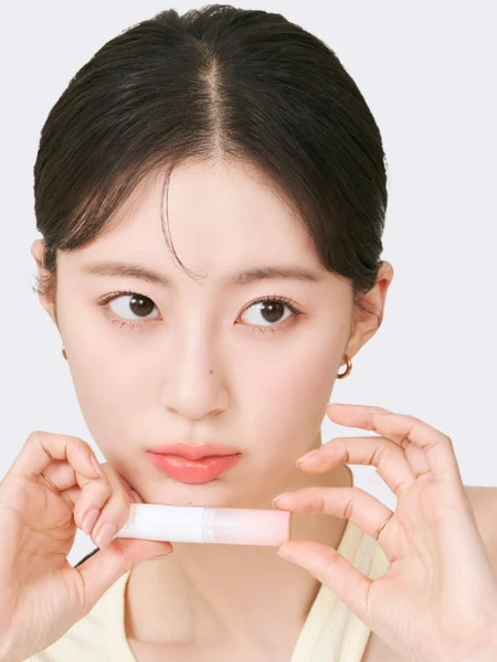 Оттеночный бальзам для губ в коралловом оттенке rom&nd Glasting Melting Balm 08 Coralia