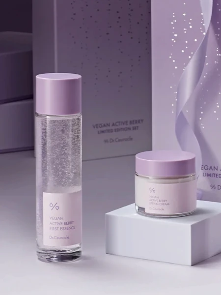 Набор для ухода за кожей с ресвератролом Dr.Ceuracle Vegan Active Berry Limited Edition Set