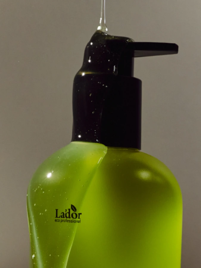 Парфюмированный кератиновый бесщелочной шампунь La’dor pH6.0 Keratin LPP Shampoo Movet