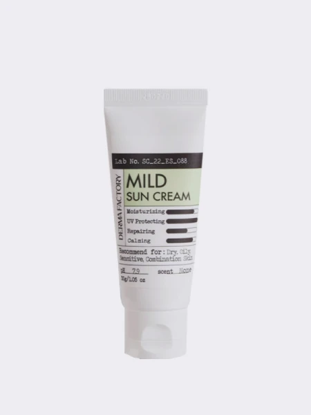Мягкий солнцезащитный крем с экстрактом полыни Derma Factory Mild Sun Cream SPF50+ PA++++ Мягкий солнцезащитный крем с экстрактом полыни Derma Factory Mild Sun Cream SPF50+ PA++++