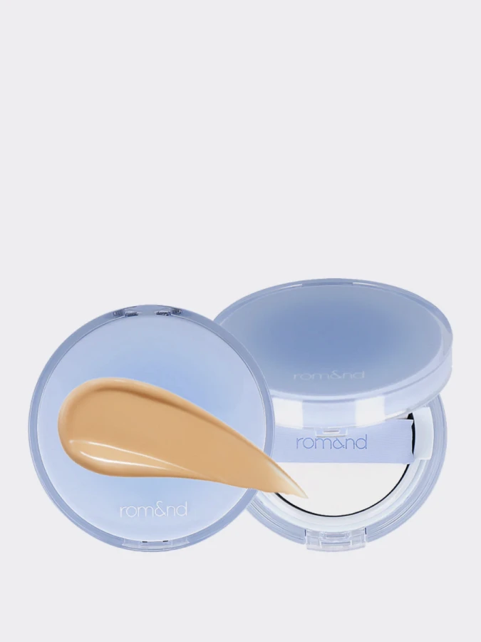 Тональное средство с влажным финишем в тёплом песочном оттенке rom&nd Bare Water Cushion 05 Sand 25 SPF38 PA++++