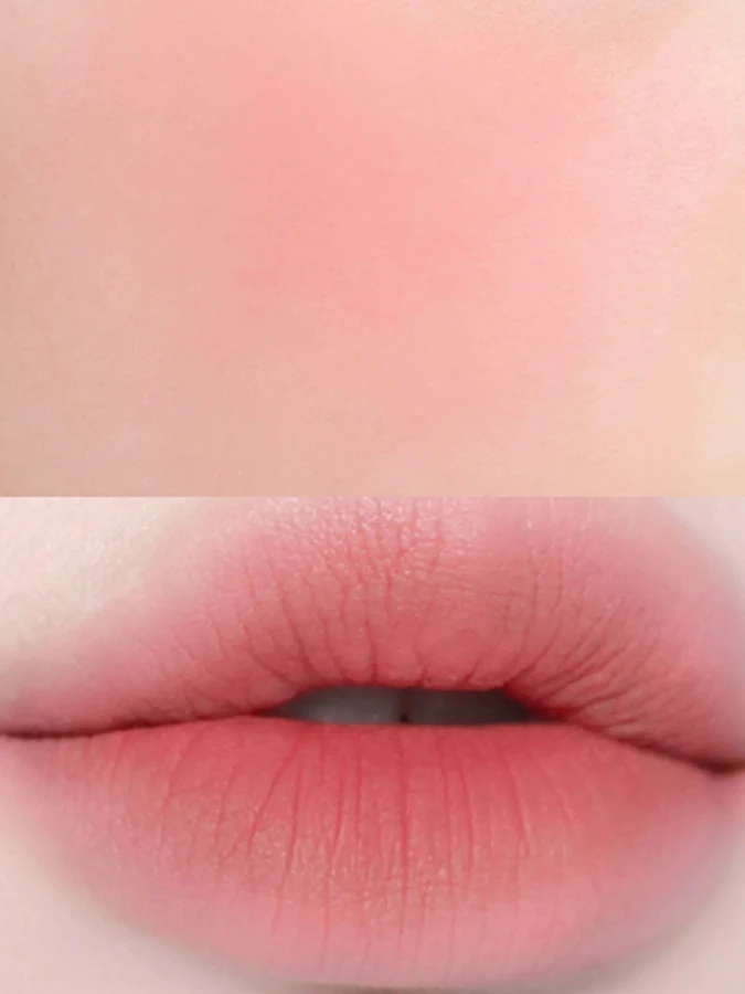 Набор: оттеночное суфле + брелок fwee Lip&Cheek Blurry Pudding Pot Keyring Set PK02 Skirt