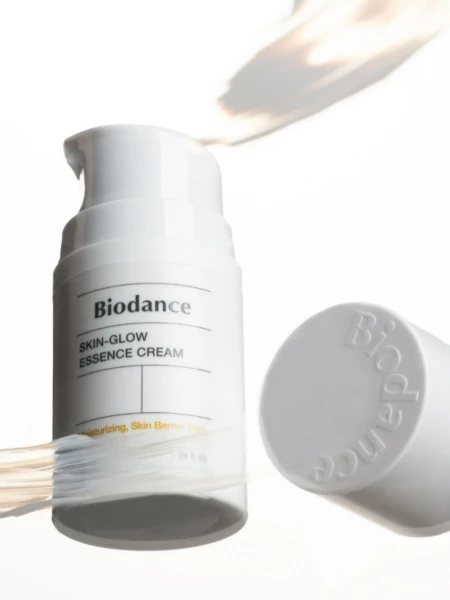 Увлажняющий крем для сияния кожи лица с керамидами Biodance Skin-Glow Essence Cream Увлажняющий крем для сияния кожи лица с керамидами Biodance Skin-Glow Essence Cream