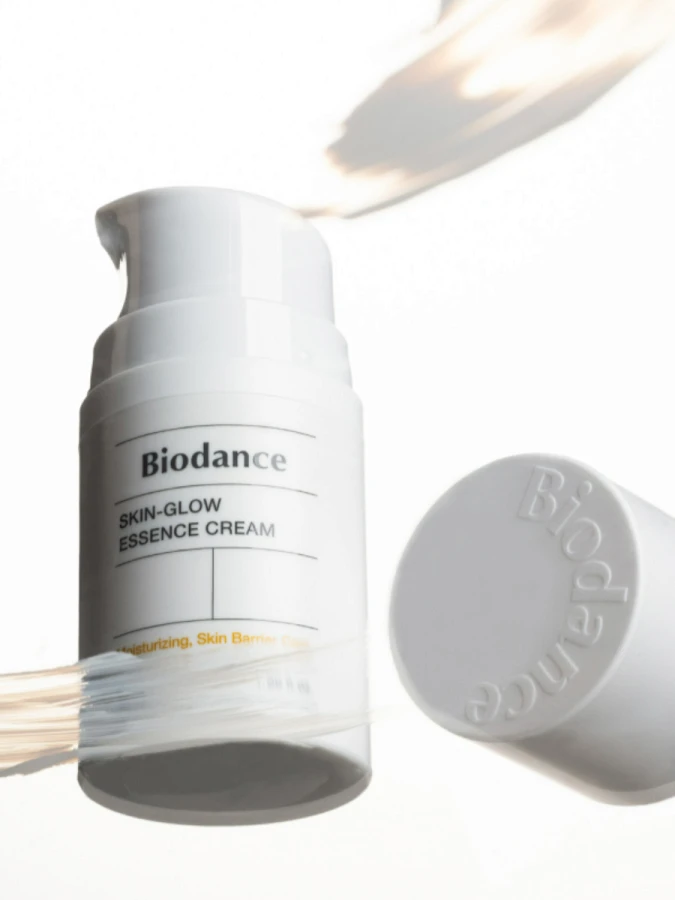 Увлажняющий крем для сияния кожи лица с керамидами Biodance Skin-Glow Essence Cream