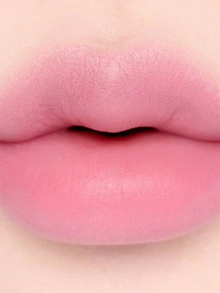 Мягкий карандаш для губ Dasique Mood Blur Lip Pencil #05 Pink Choux