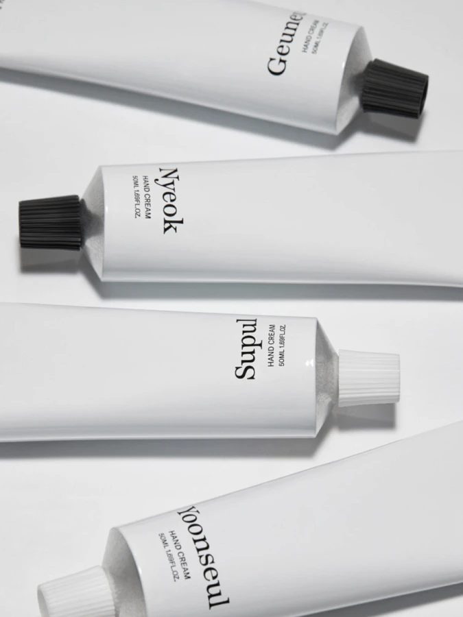 Парфюмированный увлажняющий крем для рук с ароматом юдзу I'm From Geuneul Hand Cream