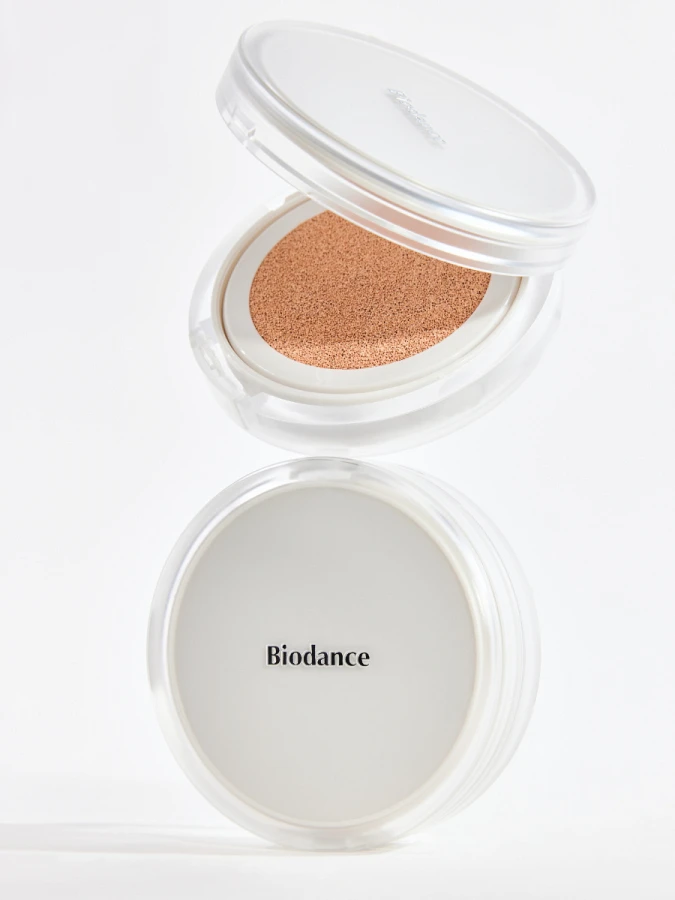 Тональный кушон с нейтральным финишем Biodance Radiant Pure Essence Cushion 23N SPF30+ PA++