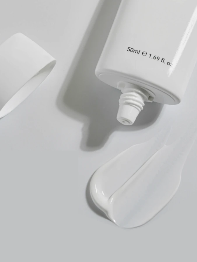 Смягчающий солнцезащитный крем ROVECTIN Aqua Soothing Sun Cream SPF50+PA++++