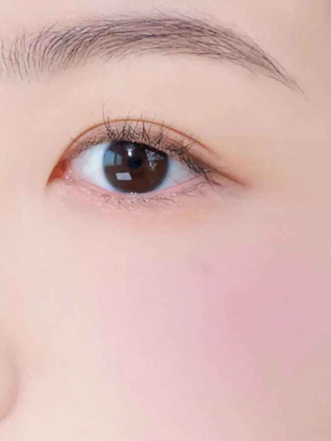 Двойные мягкие румяна с муссовой текстурой fwee Mellow Dual Blush MV02 Icy Cupid