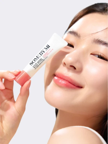 Оттеночный солнцезащитный бальзам для губ с гиалуроновой кислотой Some By Mi V10 Hyal Lip Sun Protector SPF15 Rosy