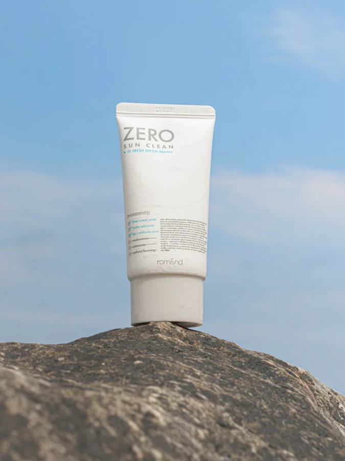 Лёгкий освежающий солнцезащитный крем rom&nd Zero Sun Clean 01 Fresh SPF50+PA++++