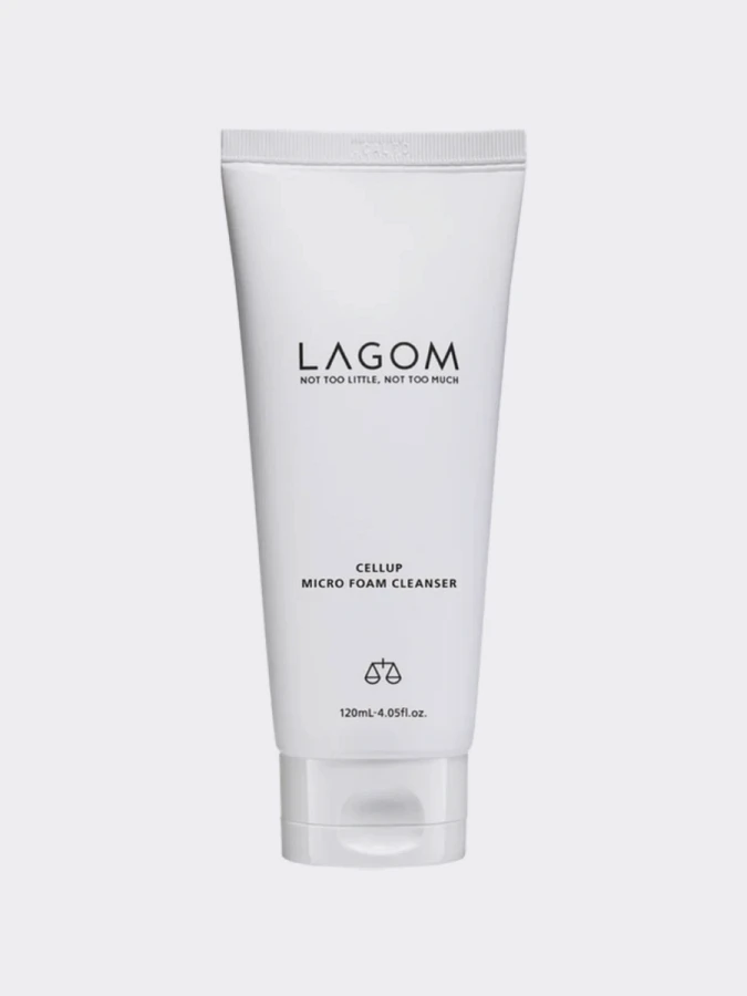Очищающая пенка для умывания с растительными экстрактами LAGOM Cellup Micro Foam Cleanser